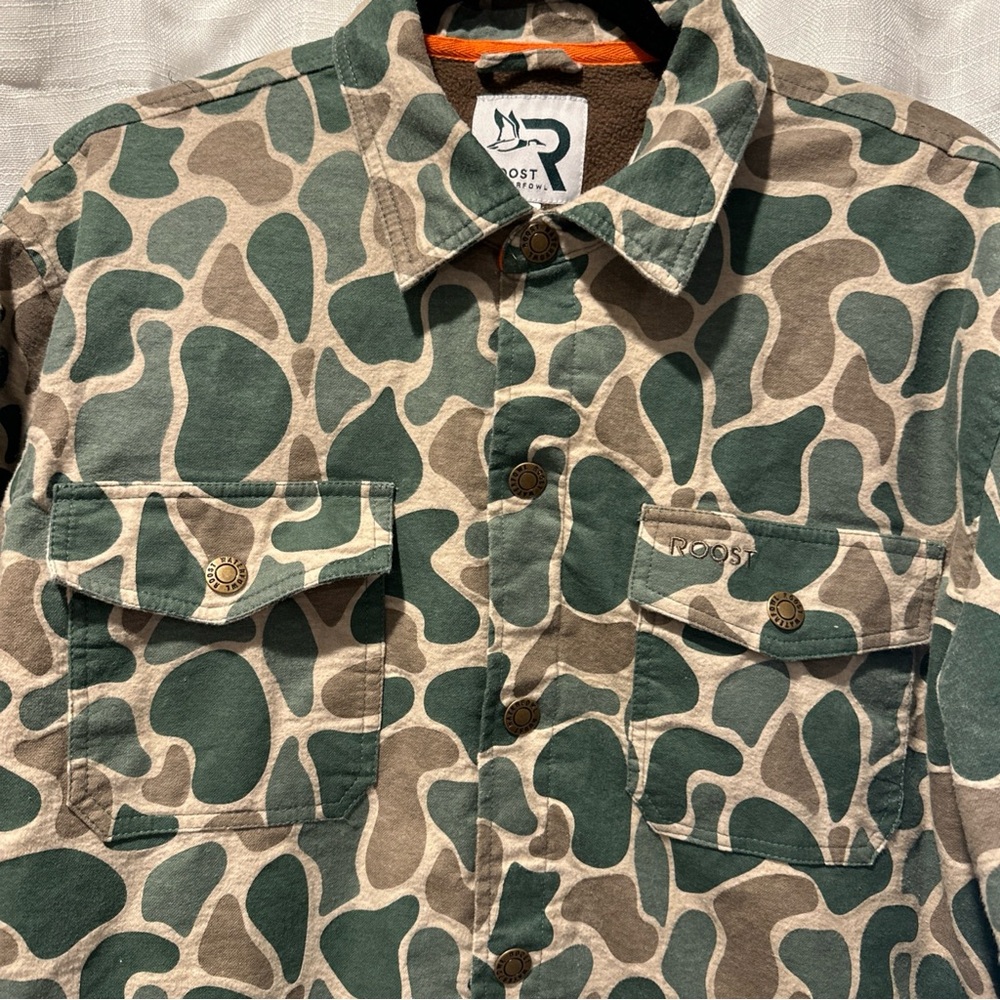 Roost Waterfowl Men’s Size Medium Fleeced Shacket Jacket Button Up Camo Outdoor - Picture 4 of 10